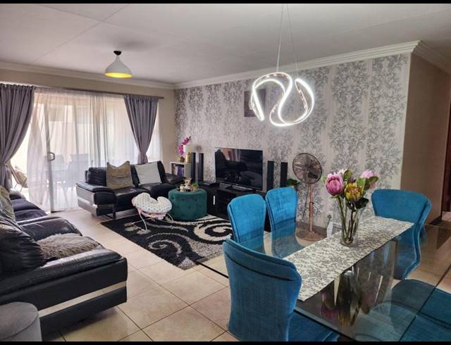 3 BEDROOM HOUSE FOR SALE IN VANDERBIJLPARK SW 5